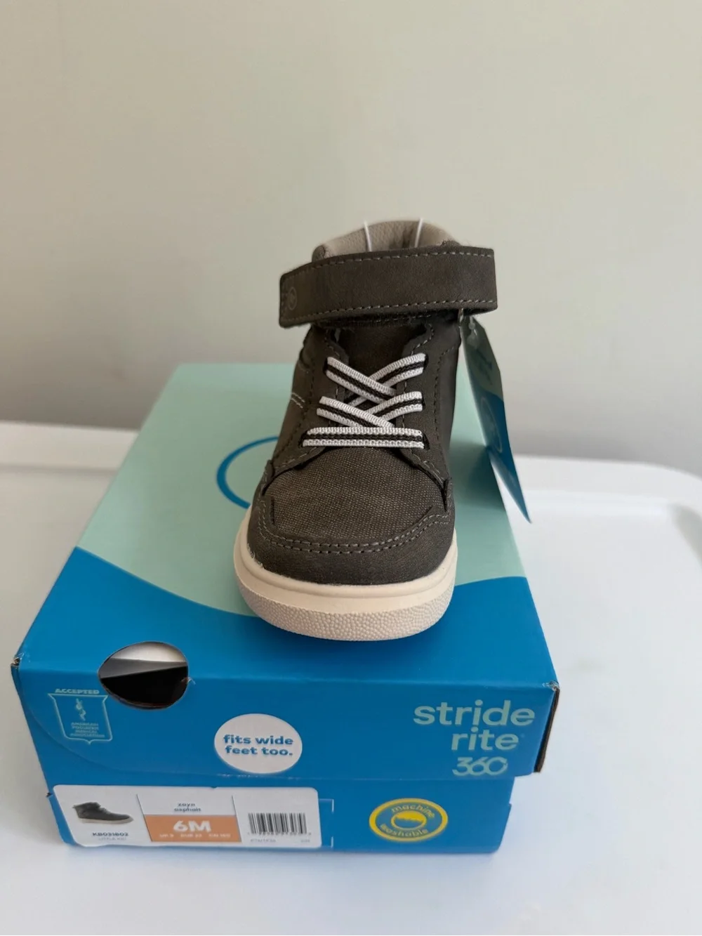 Stride Rite Toddler Gray High-Top Boot with White Sole